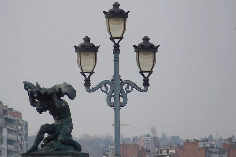 http://img101.xooimage.com/files/6/9/7/140218080527209489_b-4400e67.jpg